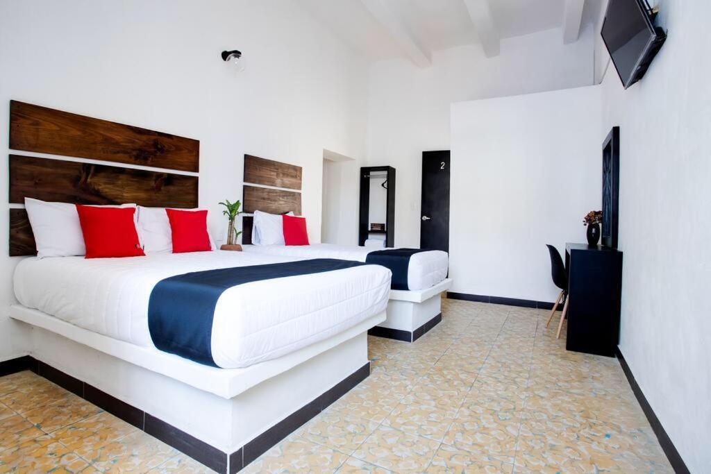 אטליסקו Hotel Posada Maria Isabel מראה חיצוני תמונה