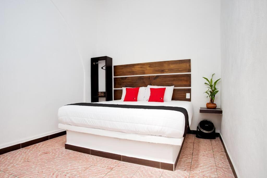 אטליסקו Hotel Posada Maria Isabel מראה חיצוני תמונה